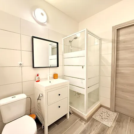 Casa Buda 1br - Lakes Malpensa Mxp 24h Check-in Parking 塞斯托卡伦代